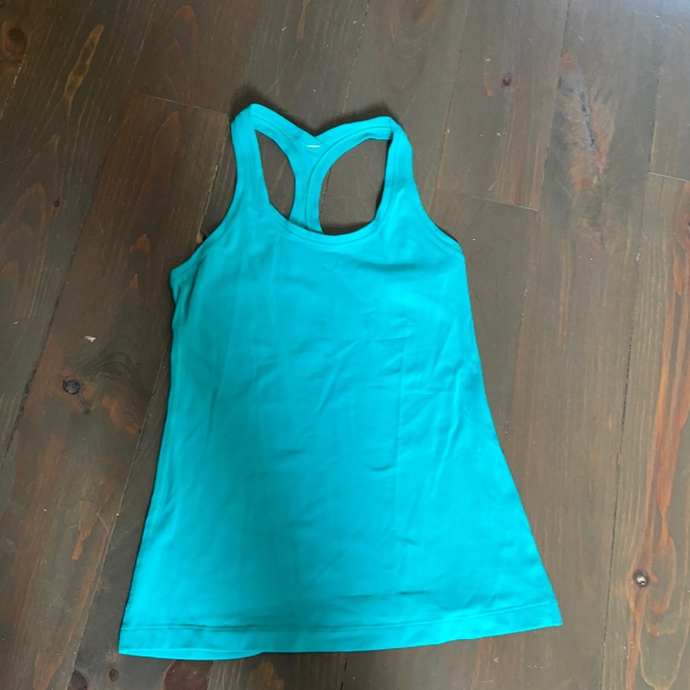 Lululemon tank